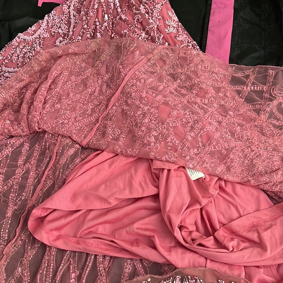 Sherri Hill Pink beaded prom dress size 00 - Picture 8 of 9